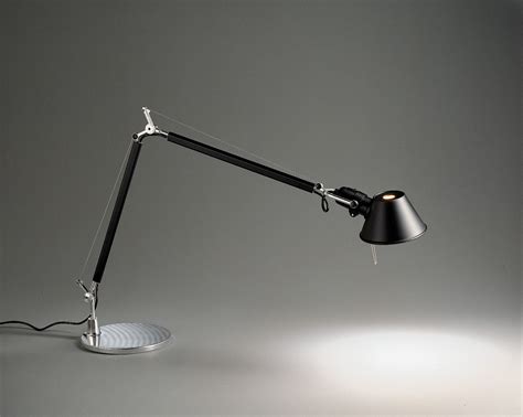 artemide tolomeo mini.